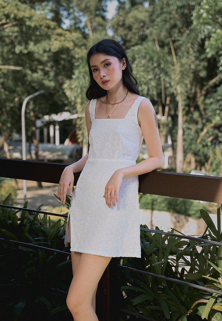 Zoleil White Floral Embroid Square Neck Front Slit Mini Dress