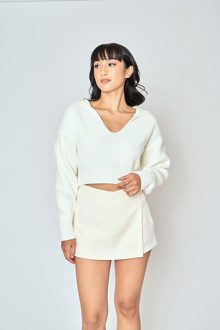 Charlie White Knitted V Neck Collar Long Sleeves Sweater Top