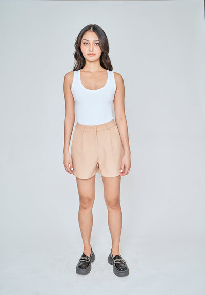 Zeline Beige Zipper Fly Pleated Casual Shorts with Belt