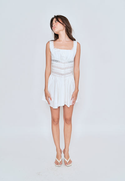 Kyomi White Lace Square Neckline Bow Bust Pleated Sleeveless Mini Dress