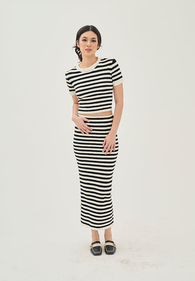 Libby Black and White Stripes Elastic Waist Knitted Midi Skirt