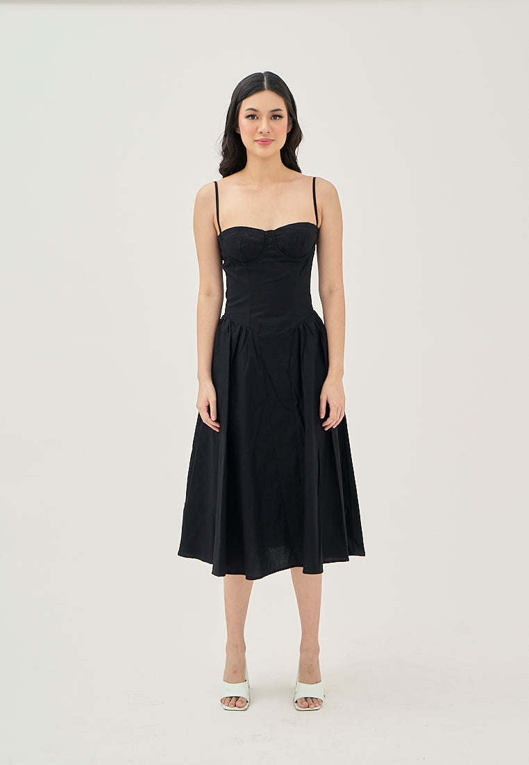 (PRE-ORDER: ETA November 10) Hiraya Black Sweetheart Neckline Shaped Bust Back Zipper Pleated Skirt Sleeveless Midi Dress