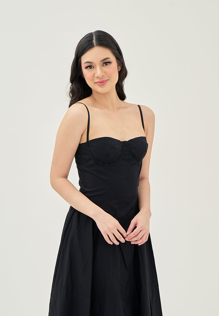 (PRE-ORDER: ETA November 10) Hiraya Black Sweetheart Neckline Shaped Bust Back Zipper Pleated Skirt Sleeveless Midi Dress