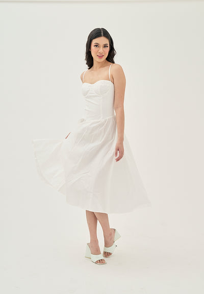 Hiraya  White Sweetheart Neckline Shaped Bust Back Zipper Pleated Skirt Sleeveless Midi Dress