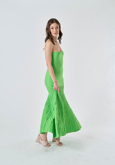 Aghamora Lime Green Kntted Bodycon Tube Midi DressAghamora Lime Green Kntted Bodycon Tube Midi Dress