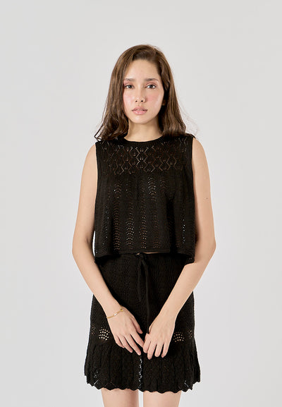 Guerlain Black Crew Neck Sleeveless Eyelet Knitted Top