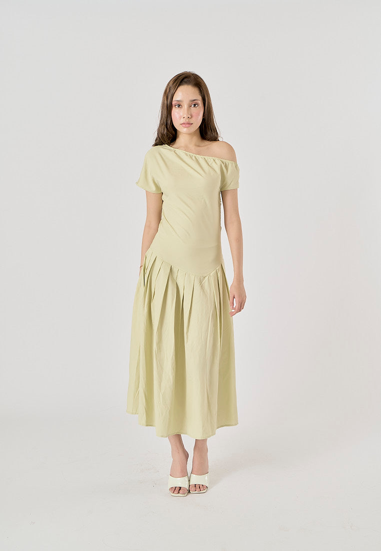 Zuria Pastel Green Pleated Asymmetric Collar Midi Dress