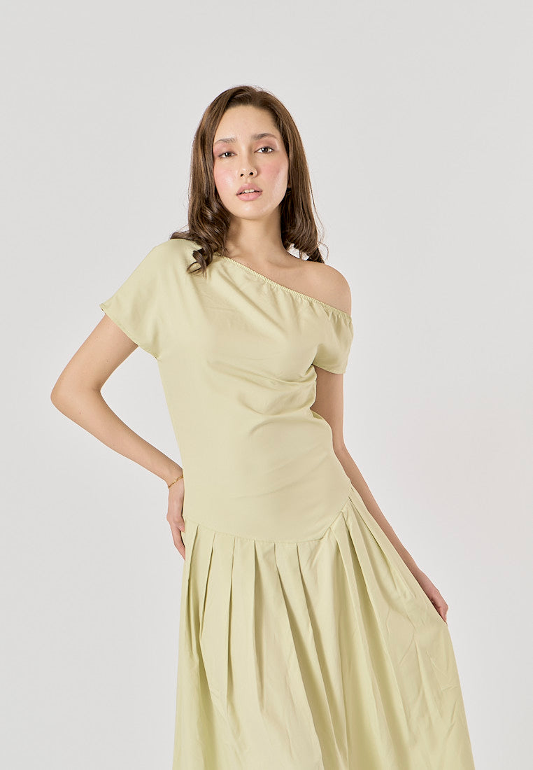 Zuria Pastel Green Pleated Asymmetric Collar Midi Dress