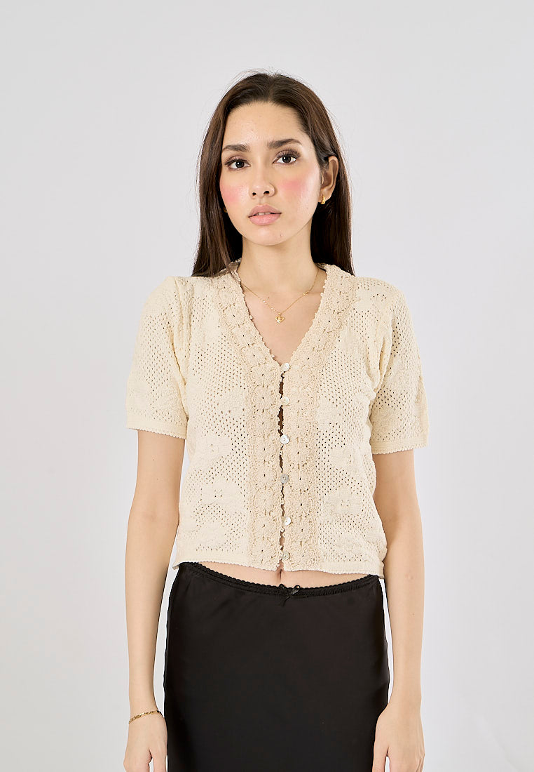 Chia Cream Knit With Buttons Flower Patterns Top