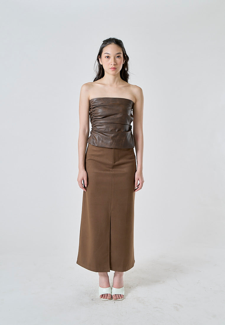 (PRE-ORDER: ETA October 1)Zevity Brown Faux Leather Side Pleats Sexy Tube Top