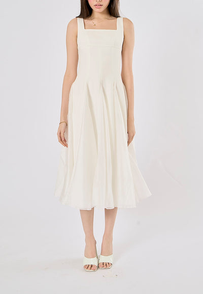 Modesty White Square Colar Big Swing Midi Dress