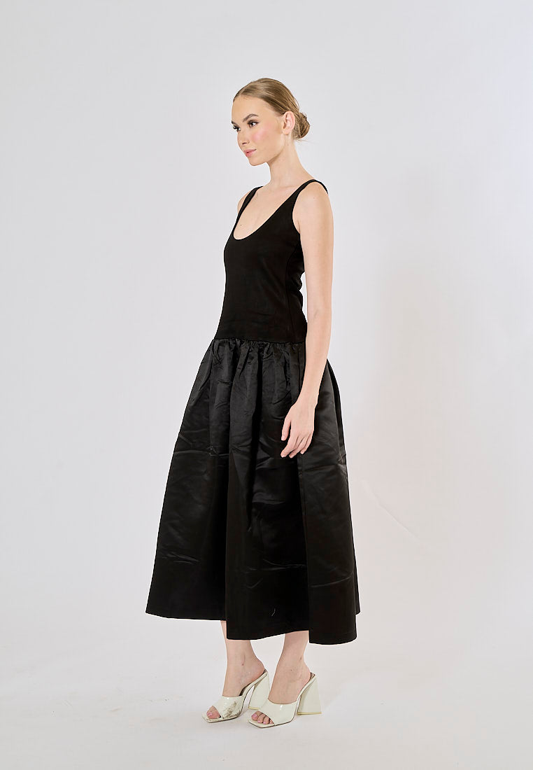 Zemira Black Scoop Colar A Line Midi Dress