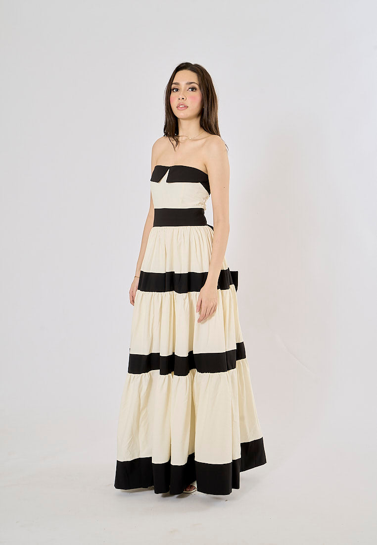 Sandrine White Contrast Pleated Bow-embellished Maxi Dress