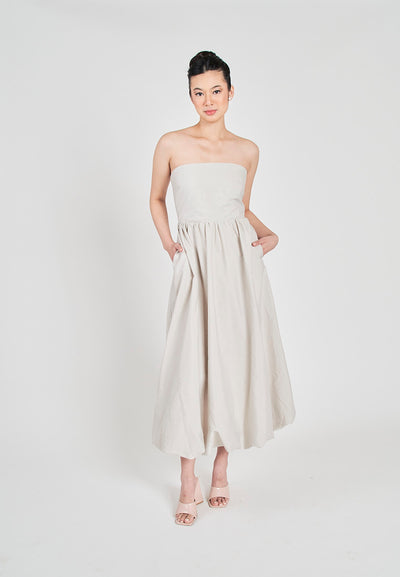 (PRE-ORDER: ETA September 15)Ohana Grey Pleated Smocked Hollow Out Back Sleeveless Midi Dress