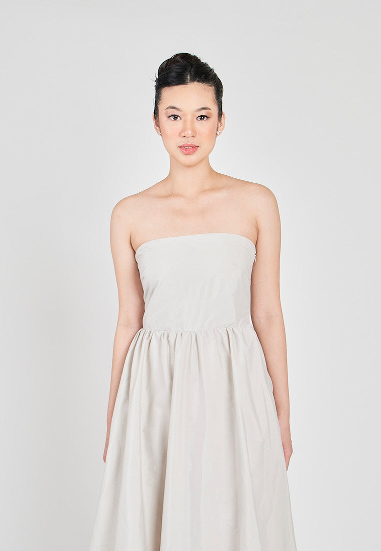 (PRE-ORDER: ETA September 15)Ohana Grey Pleated Smocked Hollow Out Back Sleeveless Midi Dress