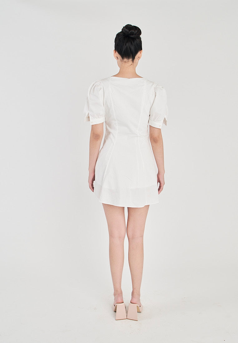 Roche White Square Neck Buttons Up Front Pleated Short Sleeves Mini Dress