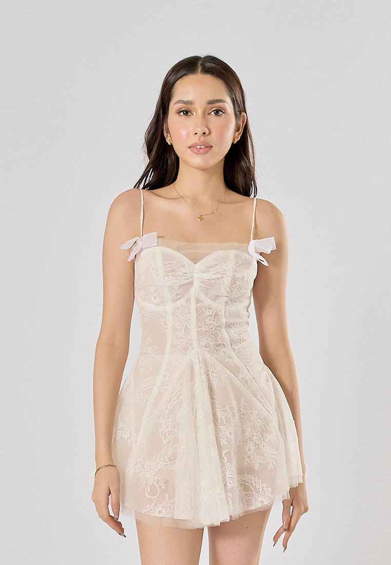 Amos White Lace Embroided Sweetheart Neck Line Mini Dress