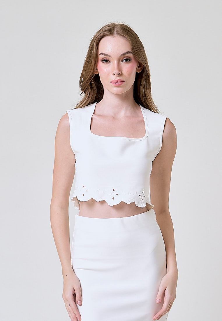 Ritzie White Knit Embroidered Crop Top