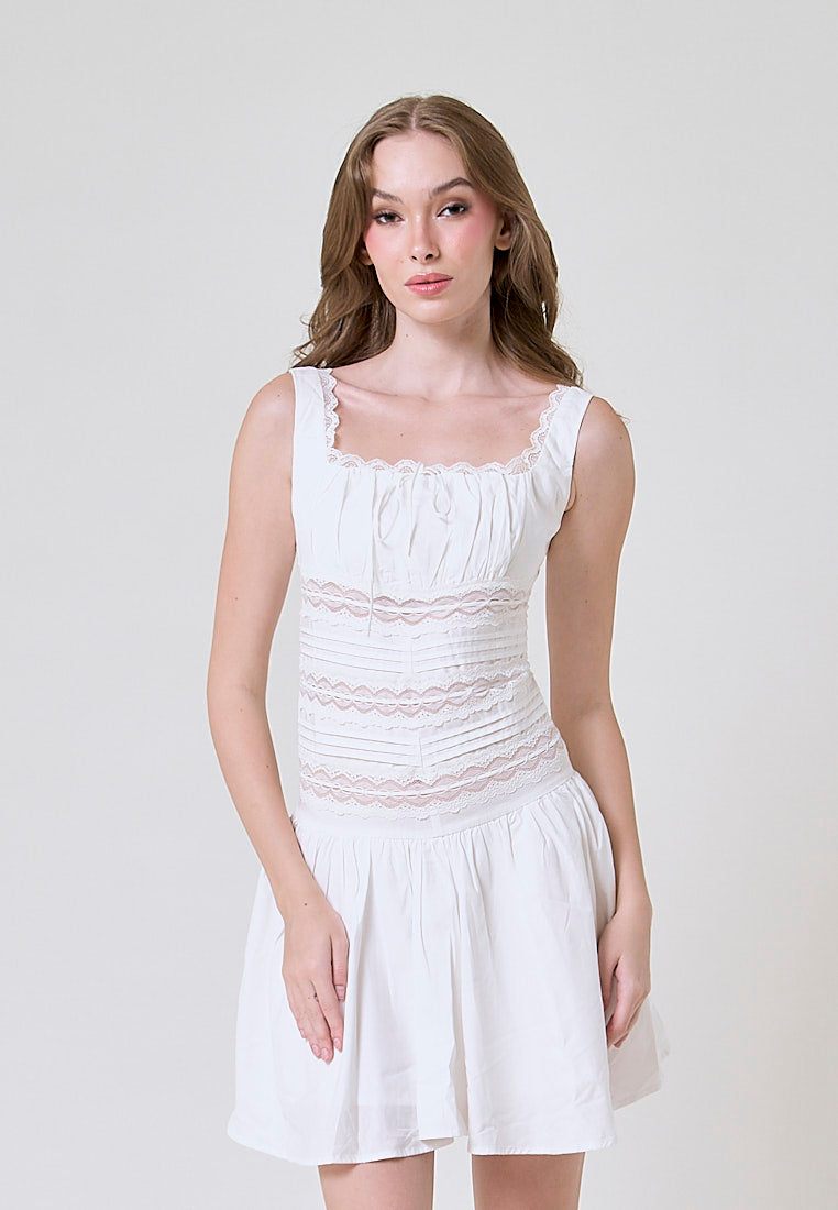 Kyomi White Lace Square Neckline Bow Bust Pleated Sleeveless Mini Dress