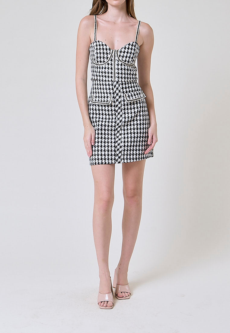 Iann Black and White Chekered Shaped Bust Sleeveless Top and Back Zipper Mini Skirt Tweed Set