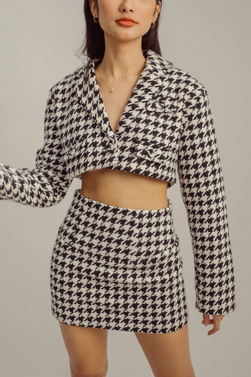 Halsey Black and White Plaid Notched Collar V Necklong Long Sleeves Cropped Blazer