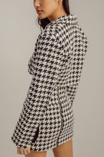 Halsey Black and White Plaid Notched Collar V Necklong Long Sleeves Cropped Blazer