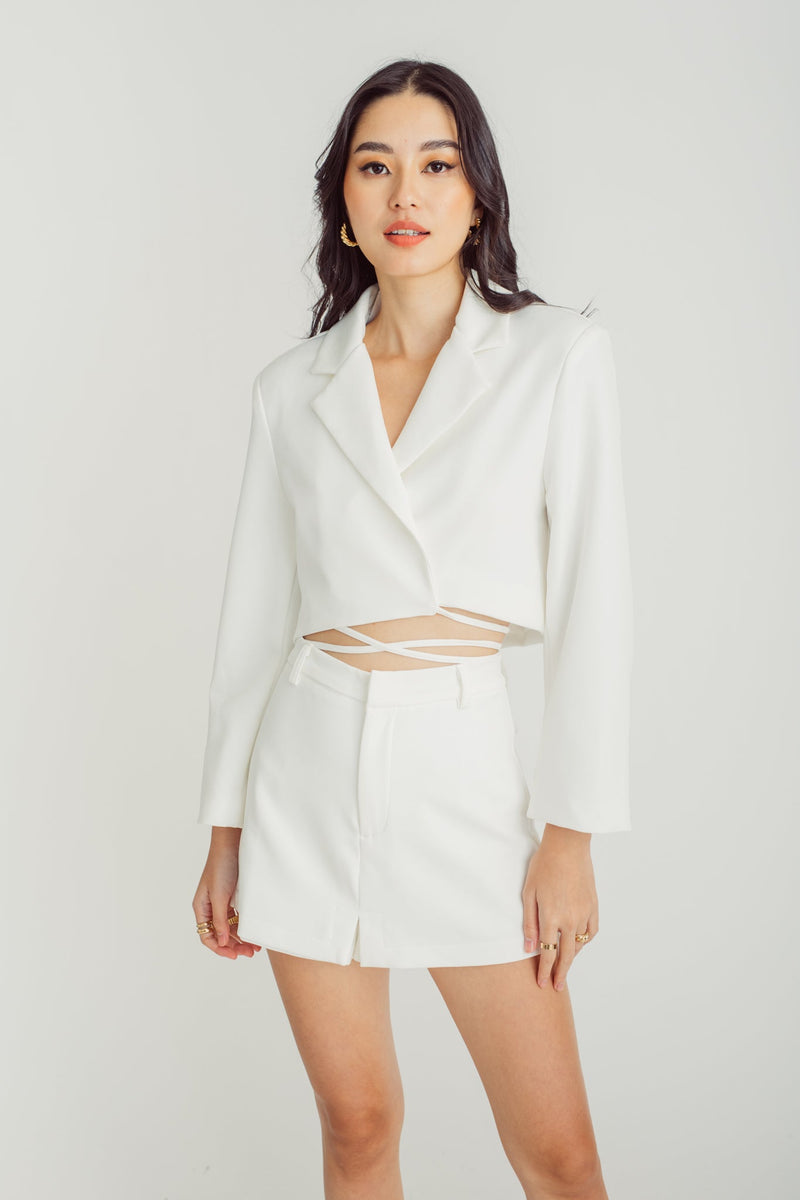 Clemence White Zipper Fly Casual Shorts with Belt Loop